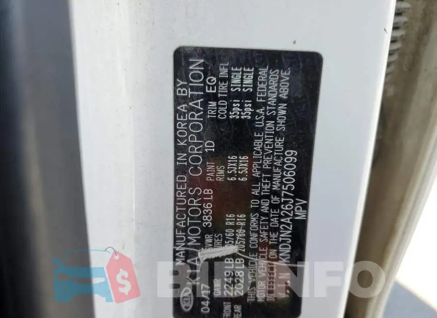 KNDJN2A26J7506099 Photo# 13