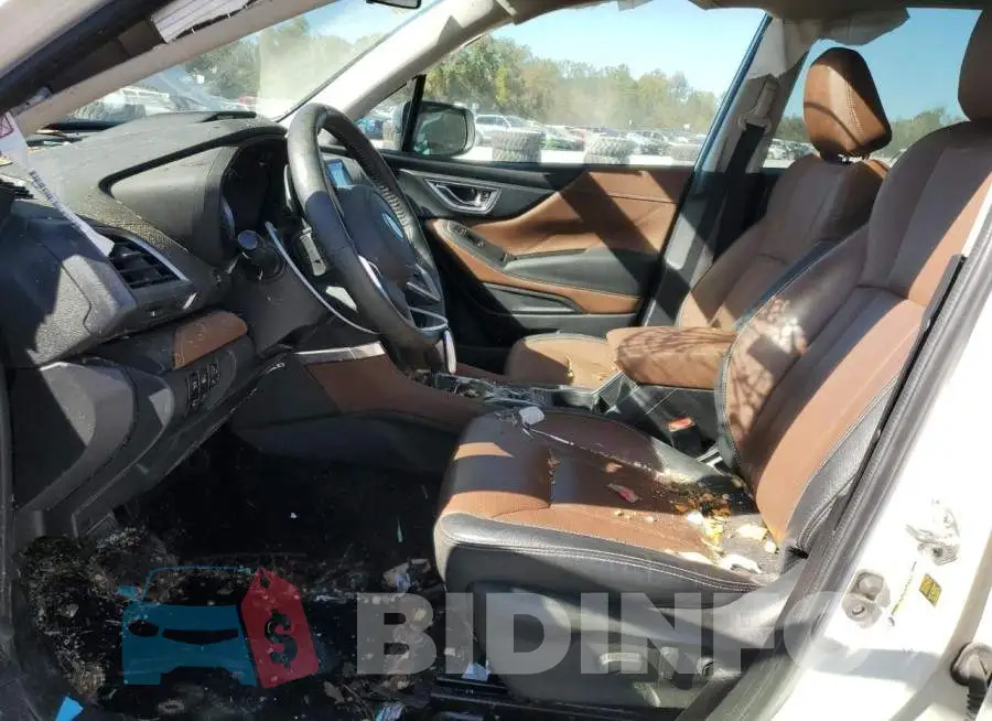 JF2SKARC8NH517272 Photo# 7