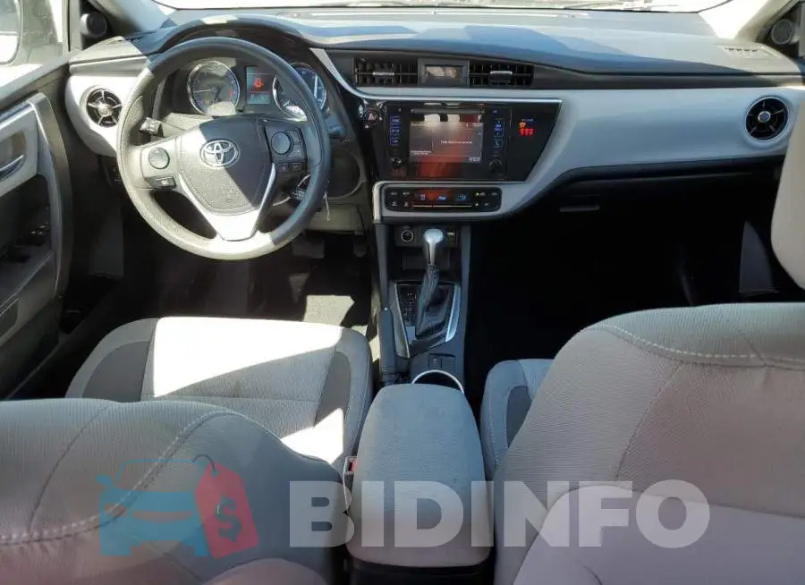 2T1BURHE2KC169849 Photo# 8