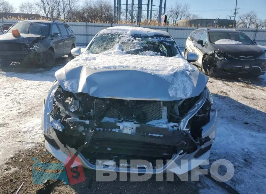 1N4BL4BV5KC113529 Photo# 5