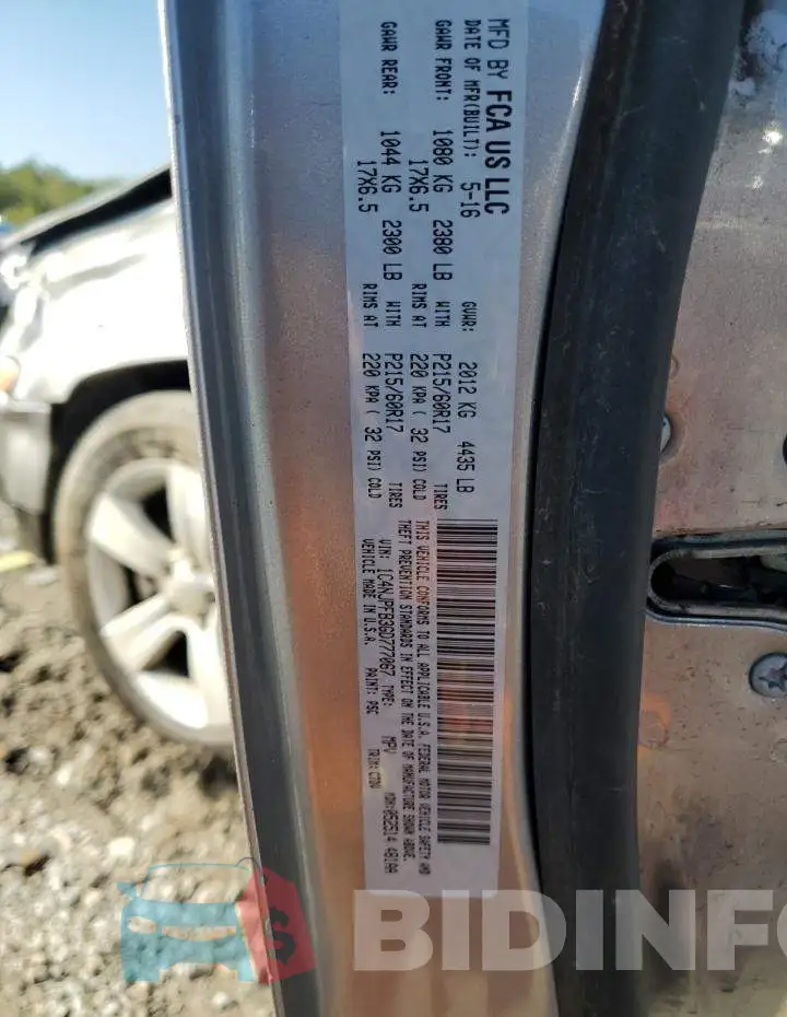 1C4NJPFB3GD777067 Photo# 13
