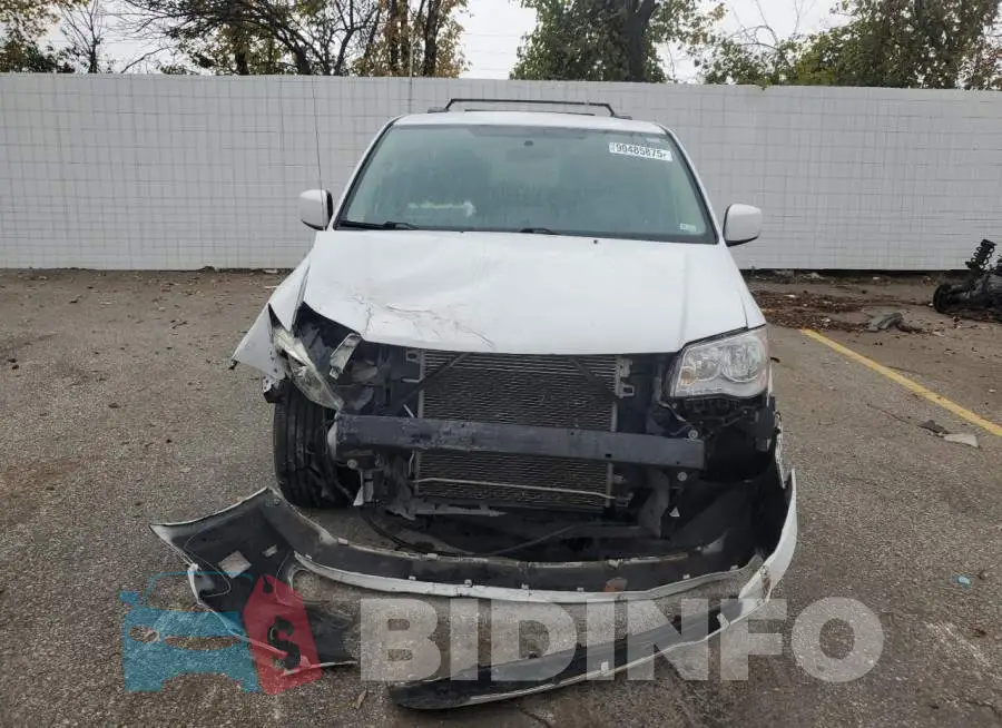 2C4RDGCGXGR318432 Photo# 5