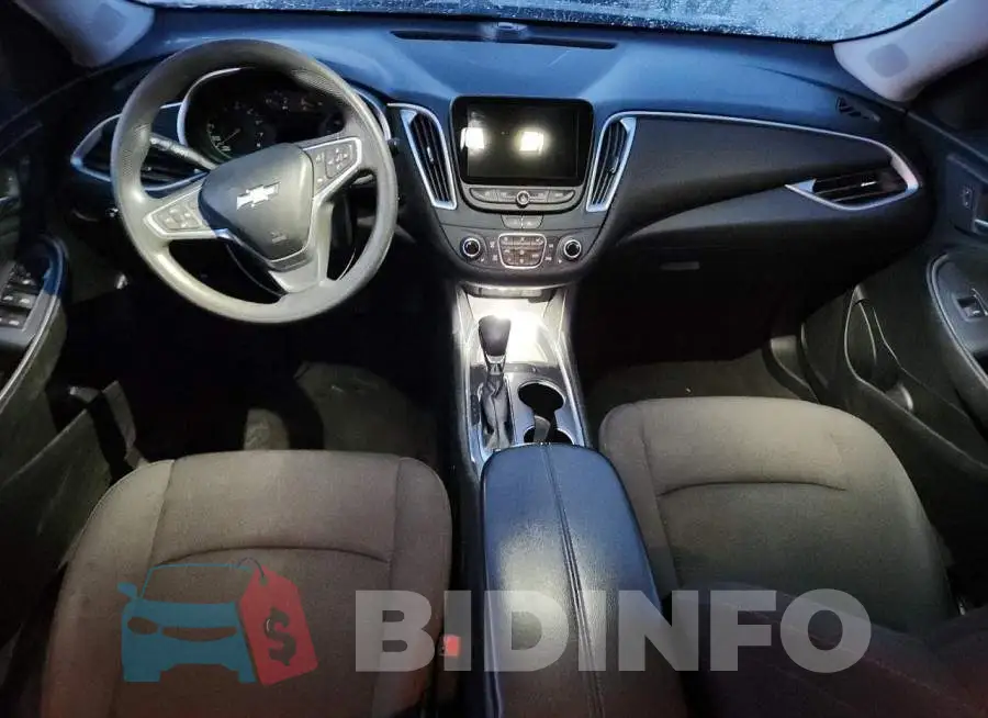 1G1ZD5ST9NF158012 Photo# 8