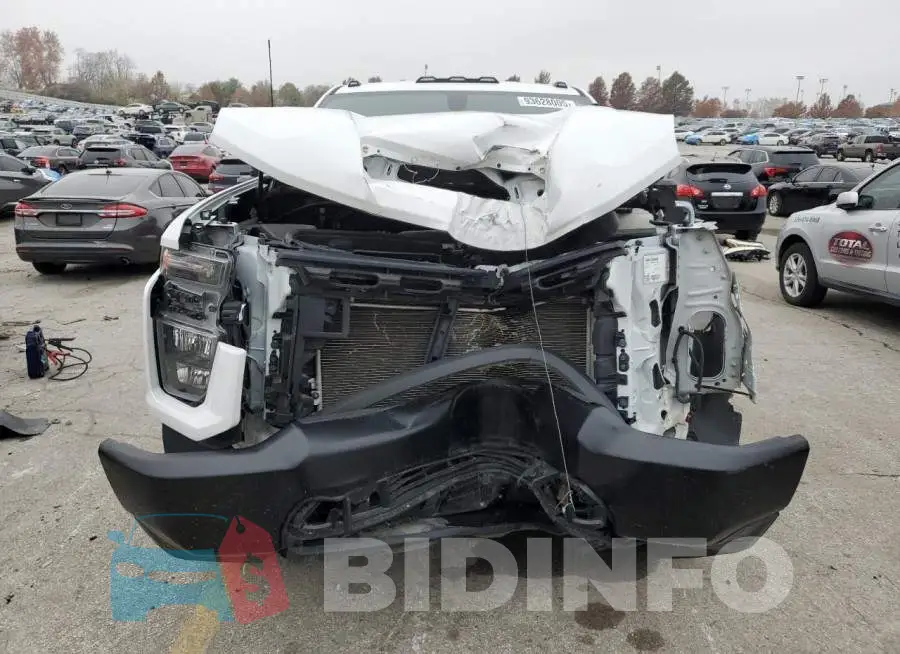 1GB5YLE71NF335721 Photo# 5