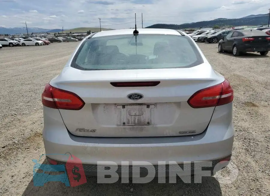 1FADP3E25GL245383 Photo# 6