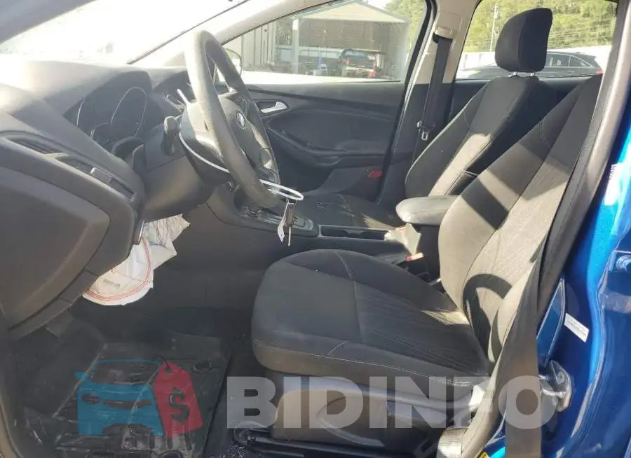 1FADP3F26JL327953 Photo# 7