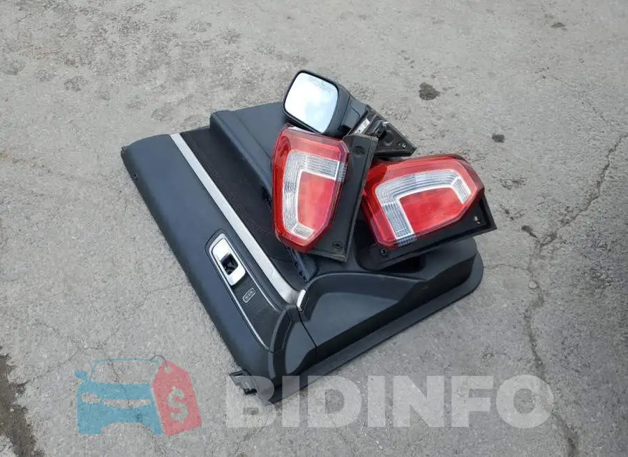 1FM5K8D88JGB50201 Photo# 13