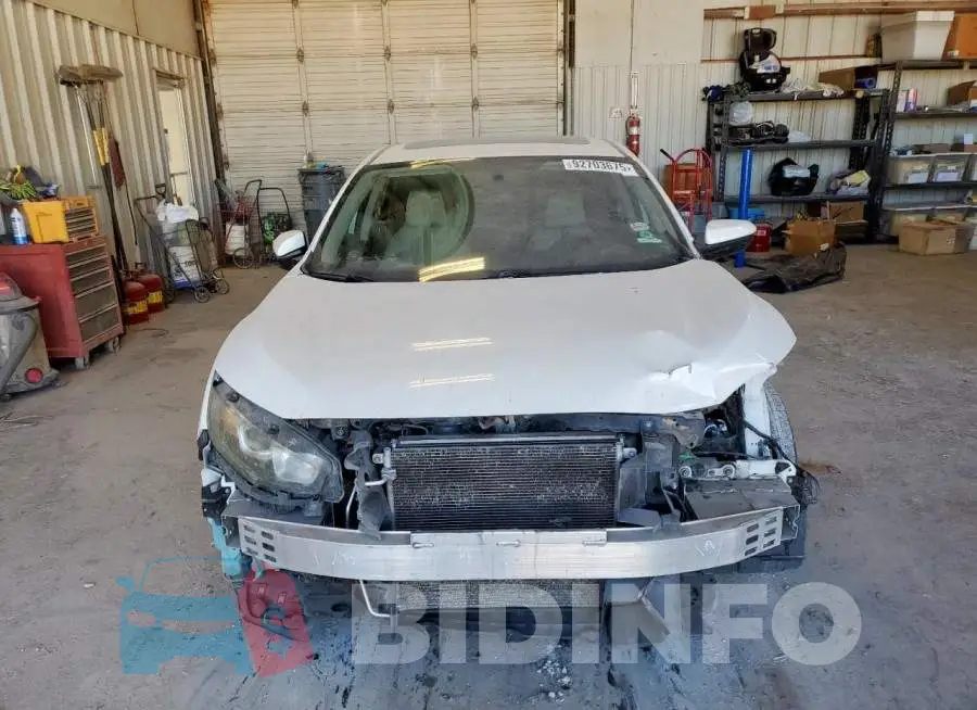 19XFC2F74GE029004 Photo# 5