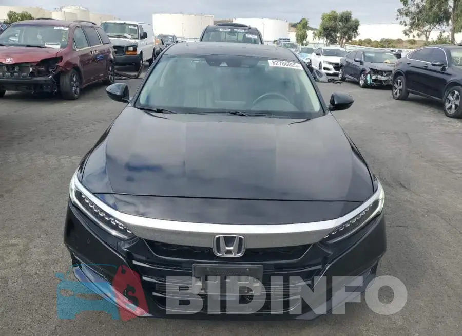 1HGCV1F92JA175258 Photo# 5
