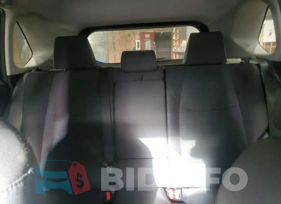 2T3G1RFV3MC246076 Photo# 10
