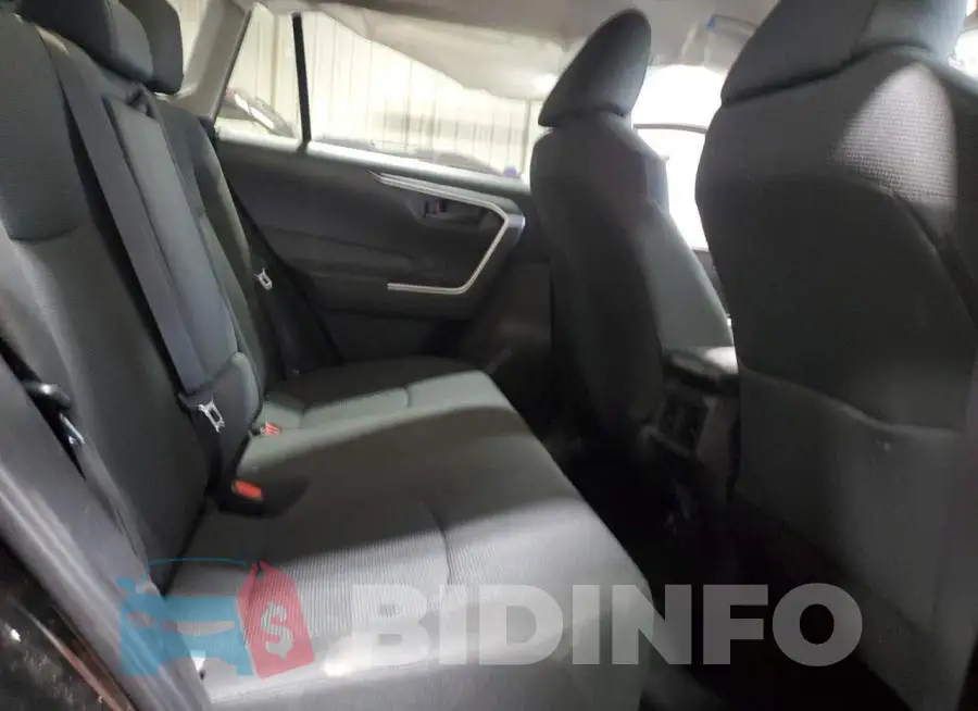 2T3G1RFV7RC467266 Photo# 11