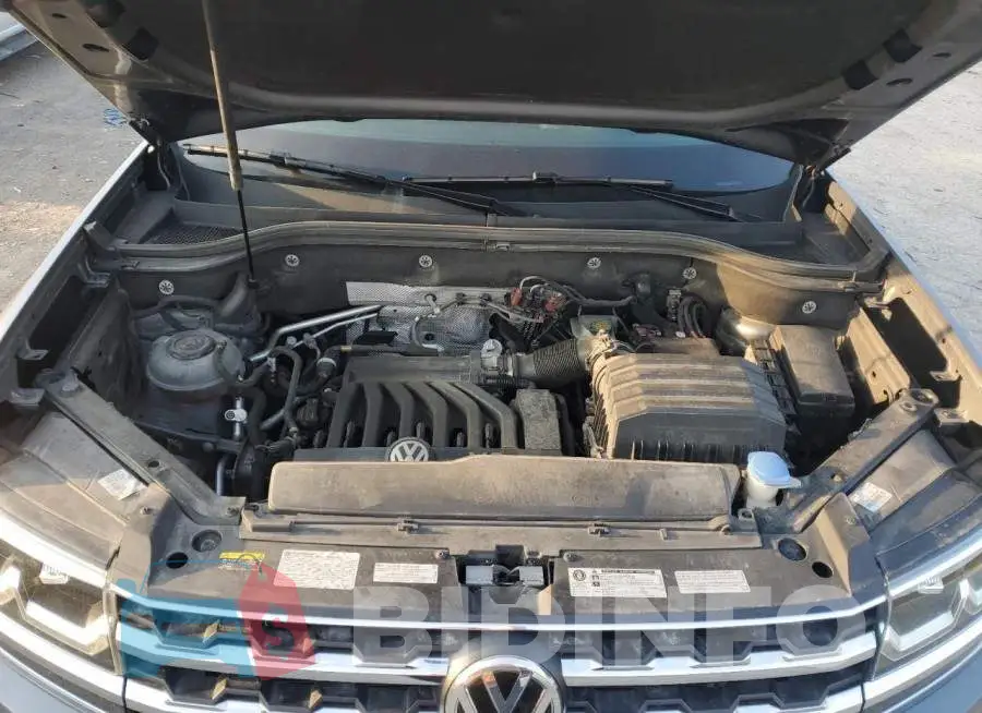 1V2MR2CA6KC597310 Photo# 12