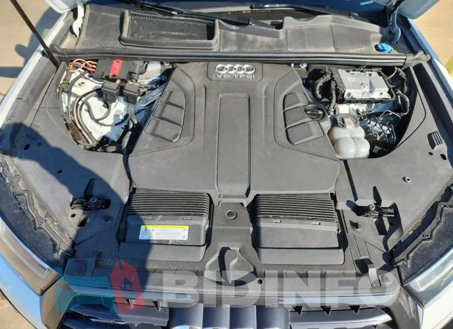 WA1VAAF71JD021943 Photo# 12