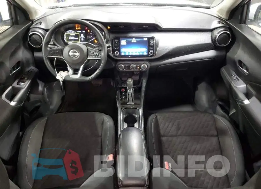 3N1CP5CV8PL537454 Photo# 8