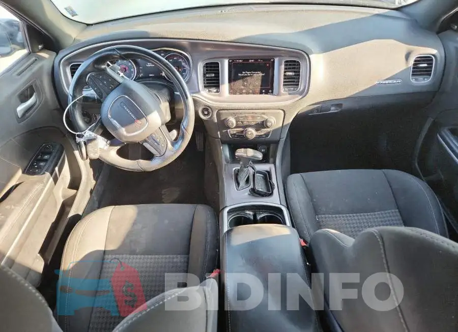 2C3CDXCT6KH526815 Photo# 8