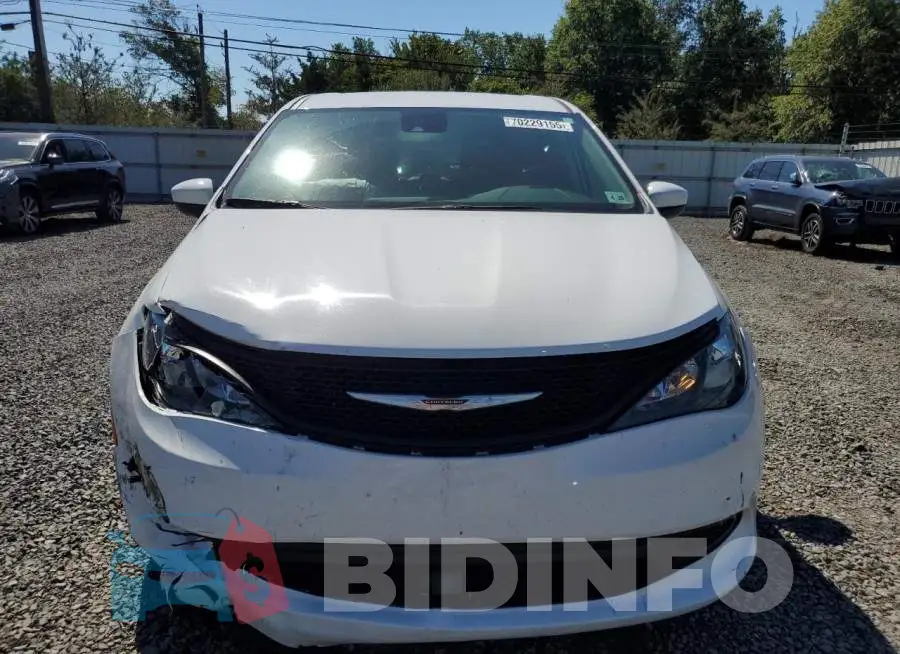 2C4RC1CG2PR596015 Photo# 5