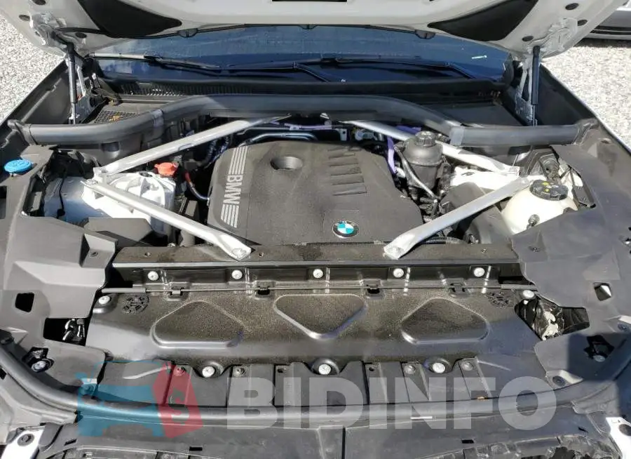 5UX13EU04R9V07011 Photo# 12