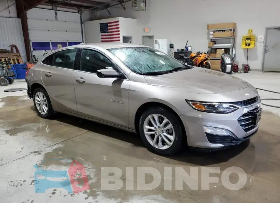1G1ZD5ST3RF107823 Photo# 4