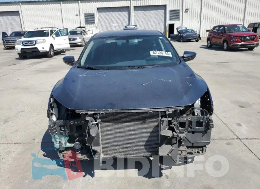 19XFC2F58HE231196 Photo# 5