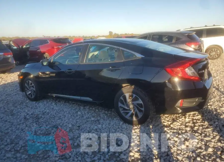 19XFC2F70GE072142 Photo# 2
