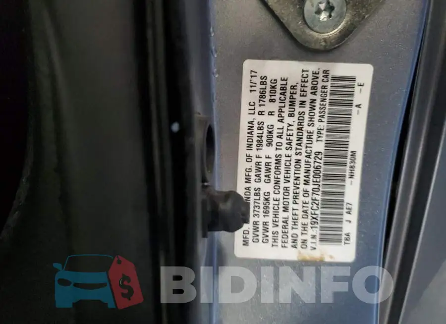 19XFC2F70JE006729 Photo# 12