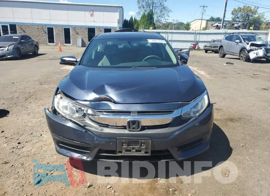 19XFC2F77HE208073 Photo# 5