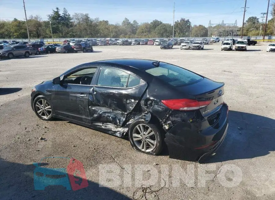 5NPD84LF7JH342776 Photo# 2