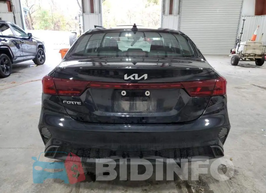 3KPF24AD8RE804404 Photo# 6