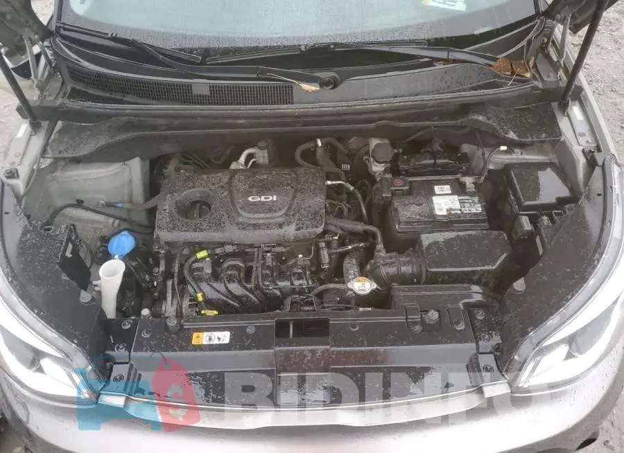 KNDJN2A22J7568583 Photo# 11