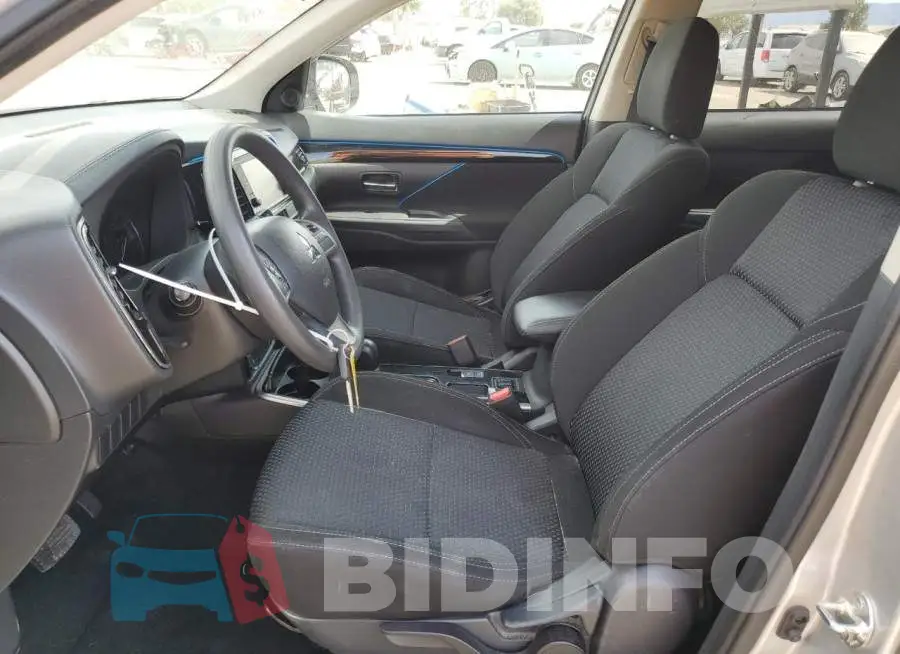 JA4AD2A35KZ055291 Photo# 7