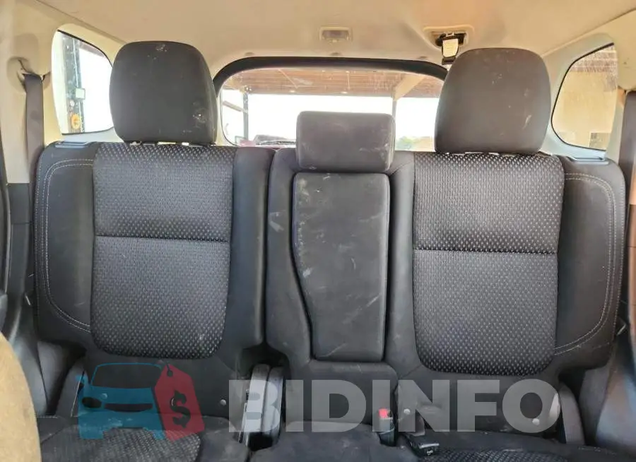 JA4AD2A36KZ028889 Photo# 10