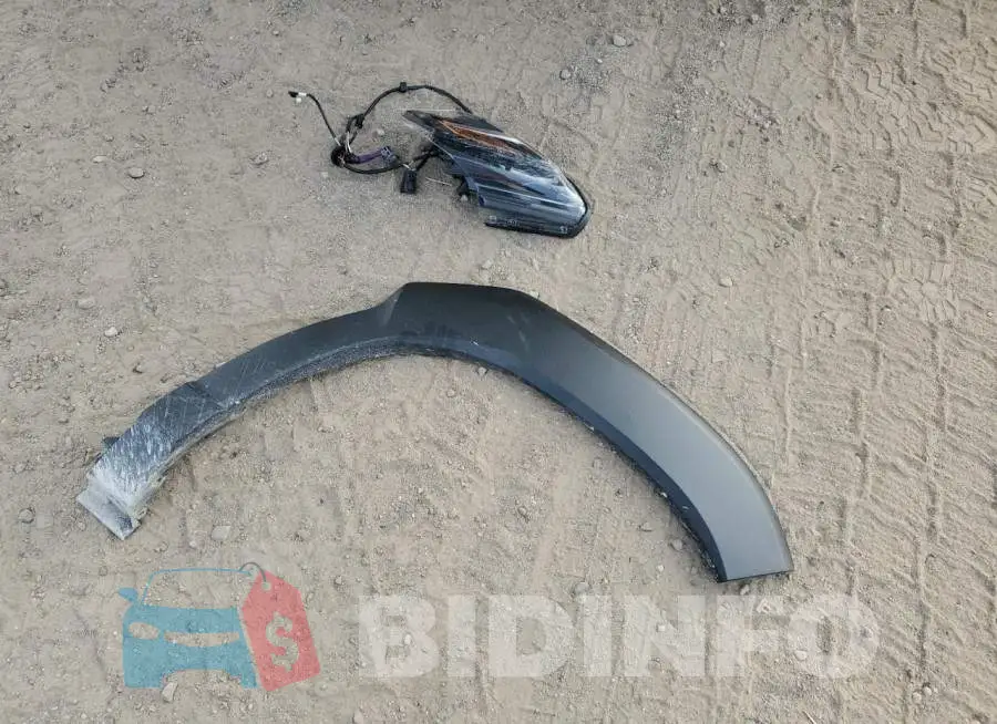 JF2SKAMC9NH530099 Photo# 13