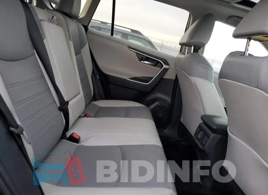 2T3D1RFV7KW019472 Photo# 11