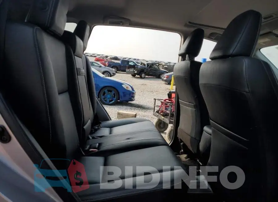 JTMDJREV9HD121847 Photo# 11
