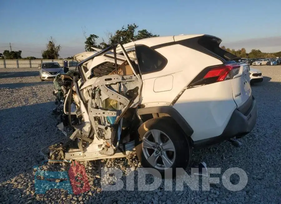 JTMW1RFV2KD501921 Photo# 2