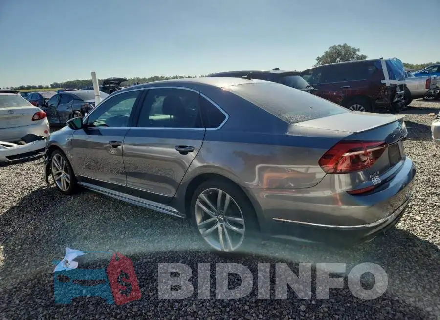1VWDT7A33HC054653 Photo# 2