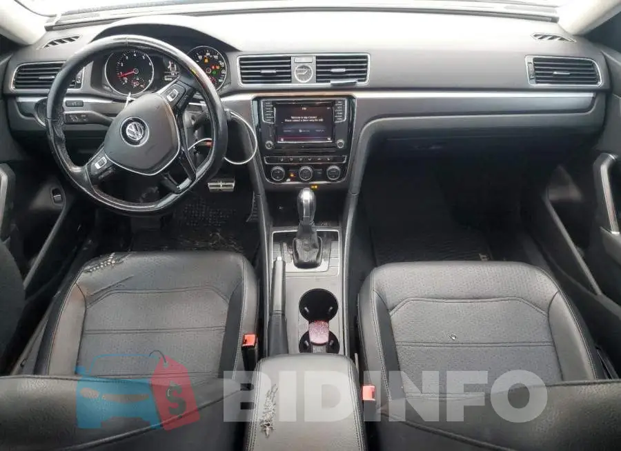 1VWDT7A35HC056629 Photo# 8