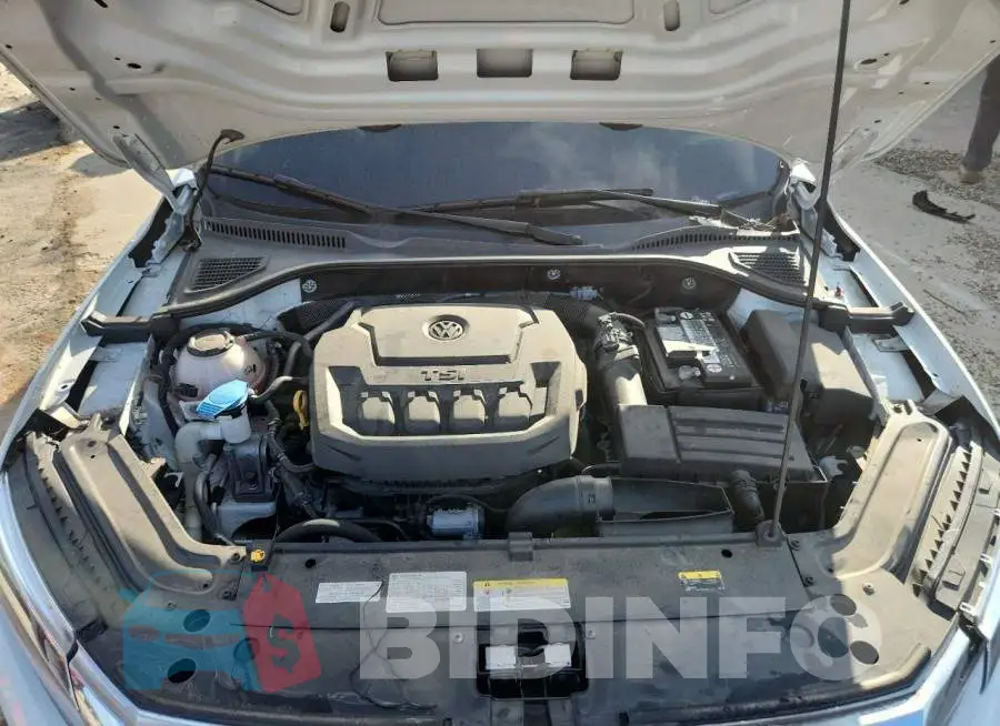1VWSA7A32MC010537 Photo# 11