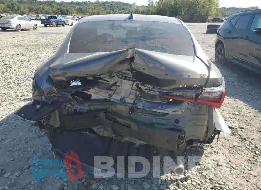 19UDE2F84NA002896 Photo# 6