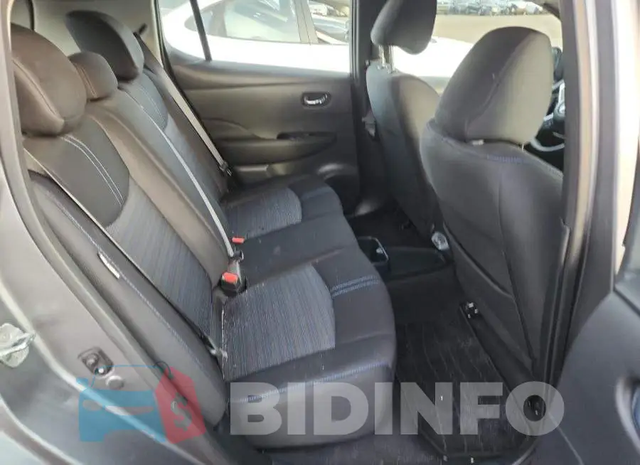 1N4CZ1CV4PC553118 Photo# 10
