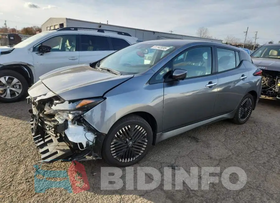 1N4CZ1CV4PC553118 Photo# 1