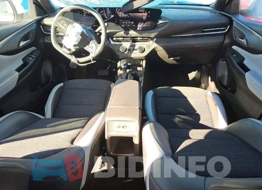 KL47LAE2XRB050373 Photo# 8