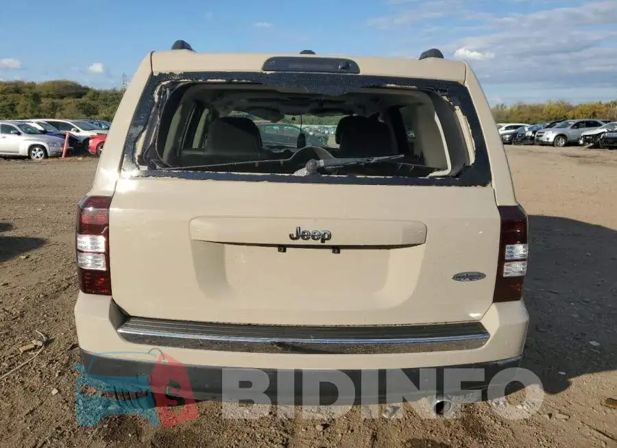 1C4NJPFA5HD187834 Photo# 6