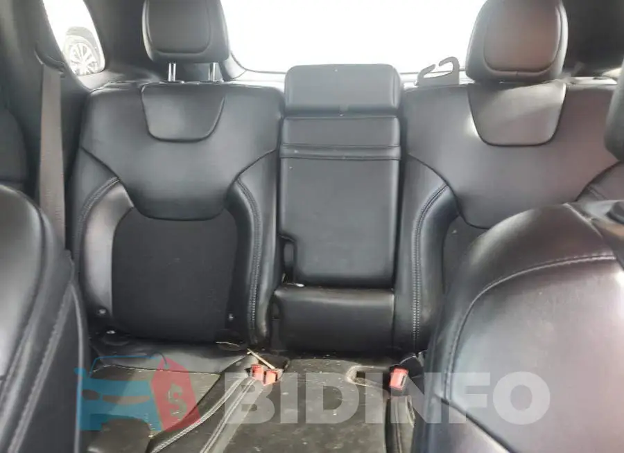 1C4PJMLX8KD107014 Photo# 10