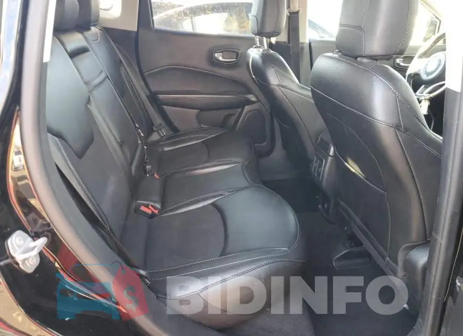 3C4NJDBB8LT150177 Photo# 11