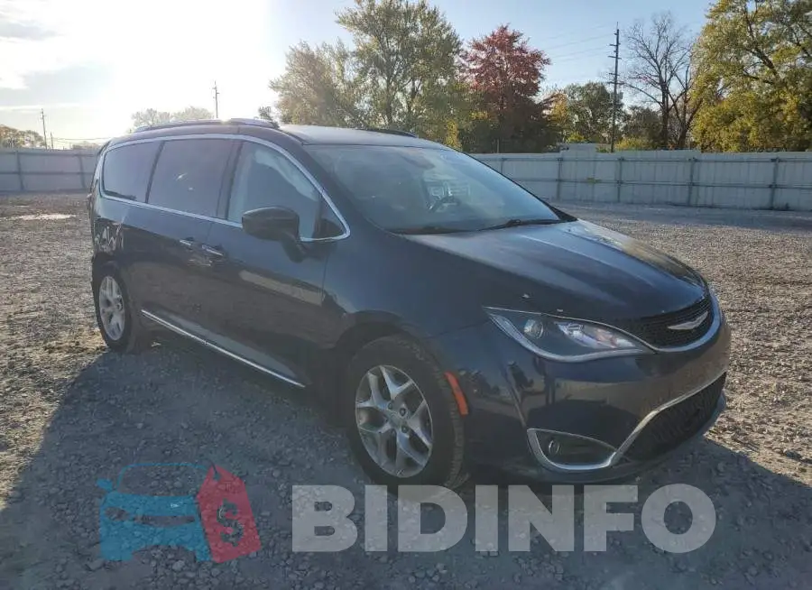 2C4RC1EG6HR708670 Photo# 4
