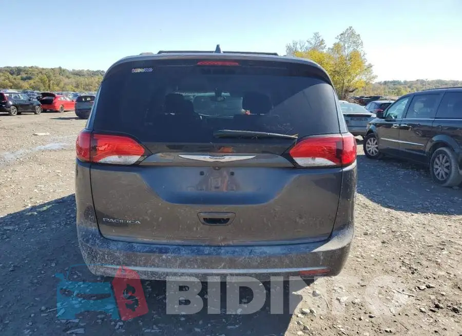 2C4RC1FG8JR128163 Photo# 6