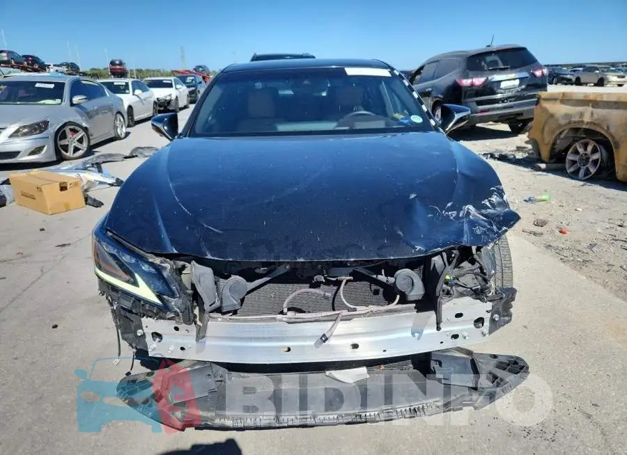 58AFZ1B13MU097242 Photo# 5