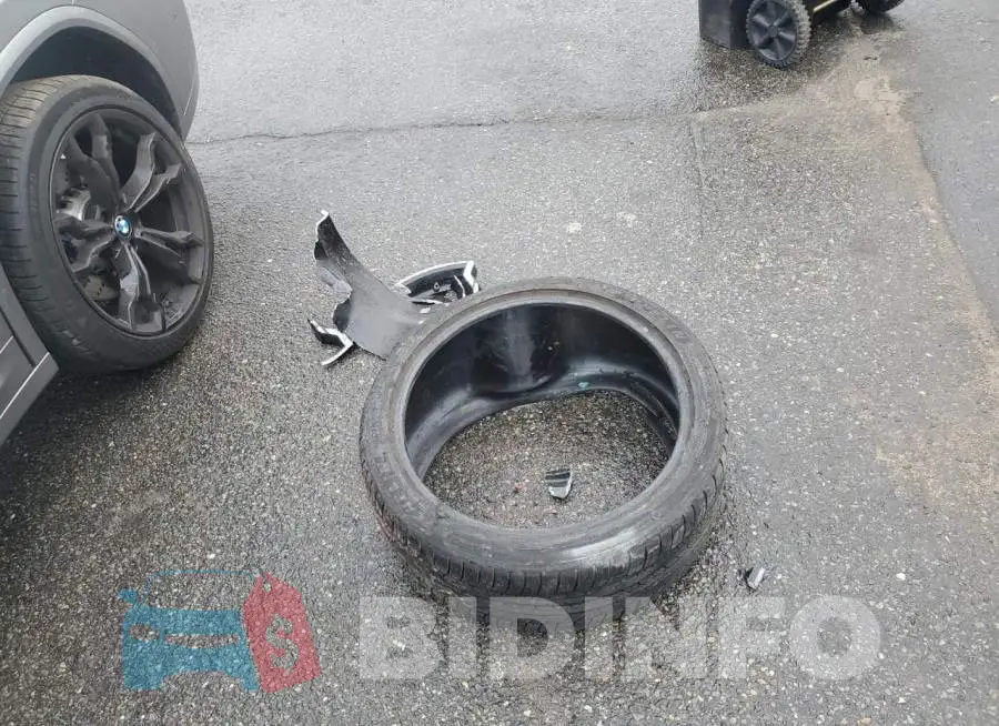5YMUJ0C08LLA99626 Photo# 13