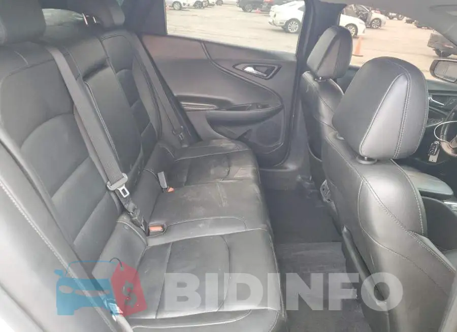 1G1ZD5ST1JF262598 Photo# 10